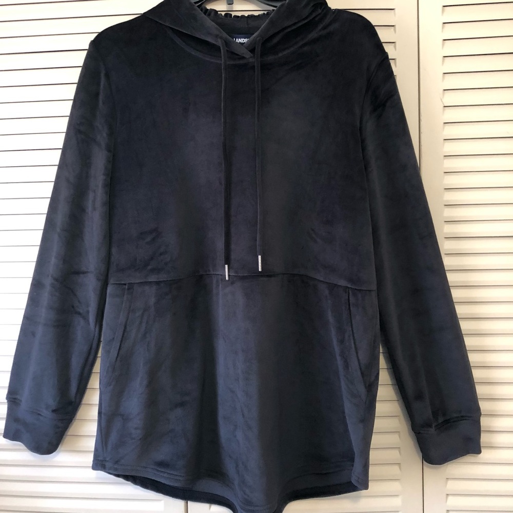 Lands End Ladies NWOT Black Velour Hoodie- Medium 10-12 - Picture 3 of 7